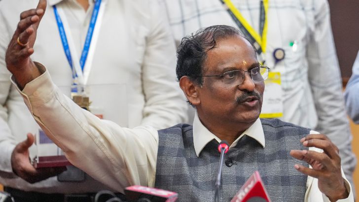 https://www.salarnews.in/public/uploads/images/newsimages/maannewsimage06092026_161757_ISRO.jpg