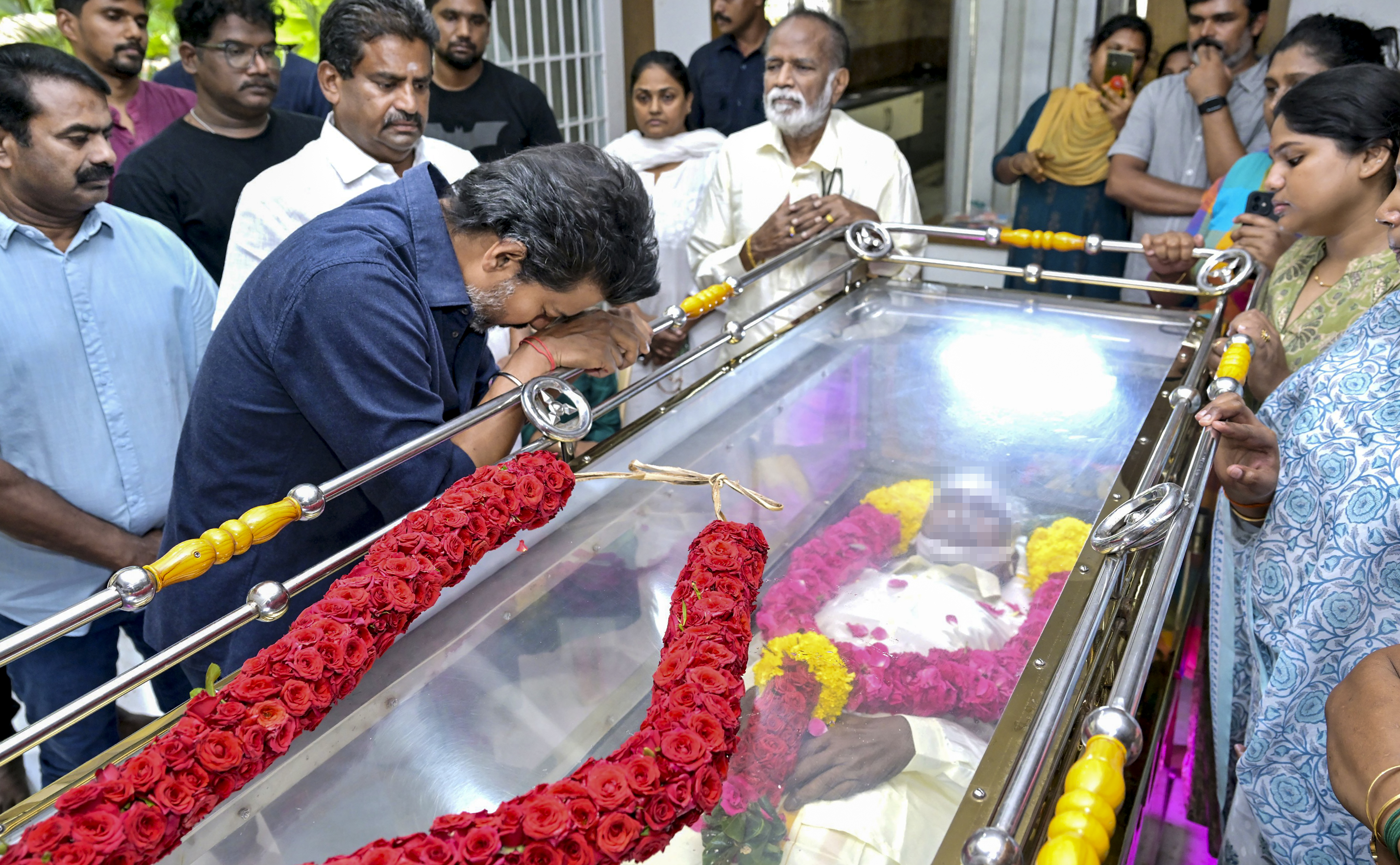 https://www.salarnews.in/public/uploads/images/newsimages/maannewsimage10062026_163934_PTI06_10_2026_000081B.jpg