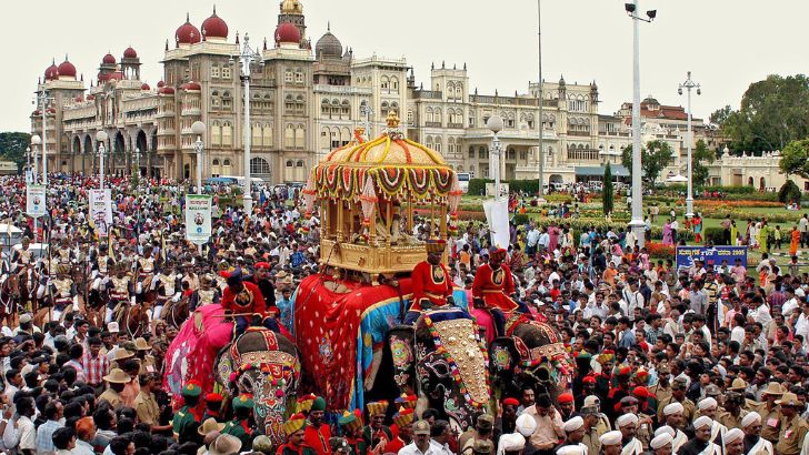 https://www.salarnews.in/public/uploads/images/newsimages/maannewsimage10102026_213726_Dasara.jpg