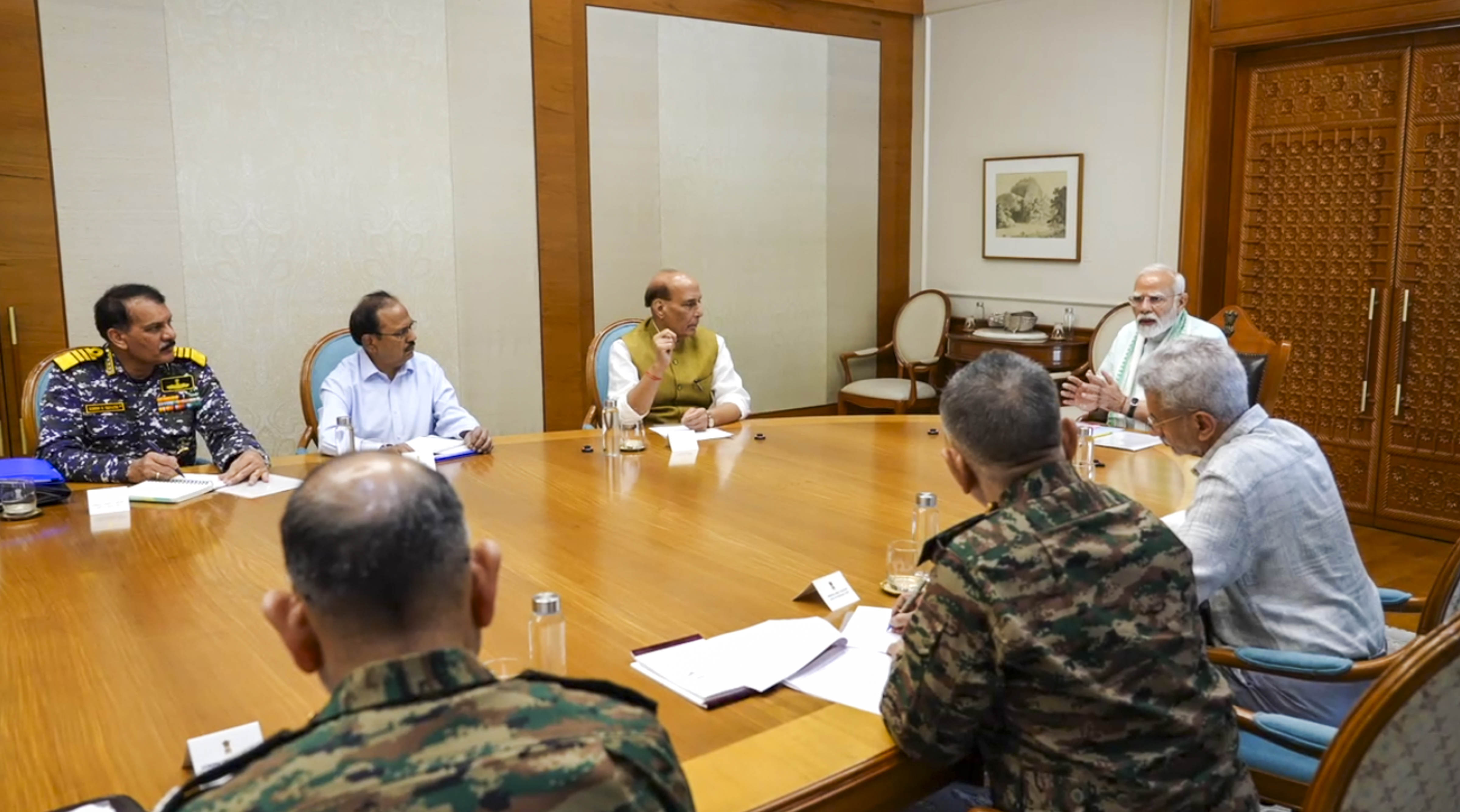 https://www.salarnews.in/public/uploads/images/newsimages/maannewsimage12052025_151437_PTI05_11_2025_000039B.jpg