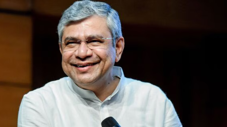 https://www.salarnews.in/public/uploads/images/newsimages/maannewsimage12062025_161831_Ashwini.png