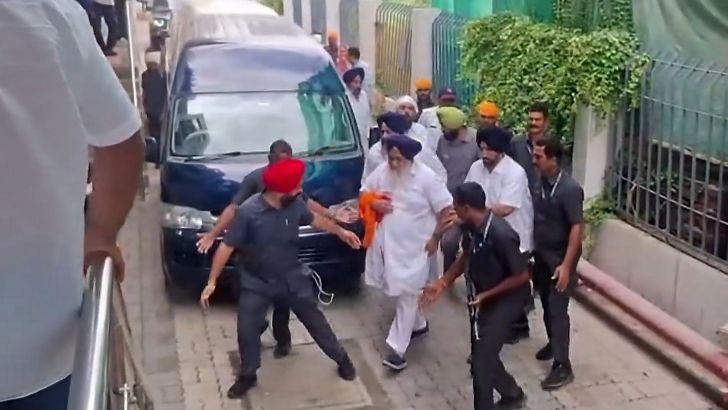 https://www.salarnews.in/public/uploads/images/newsimages/maannewsimage13082026_162102_Badal.jpg