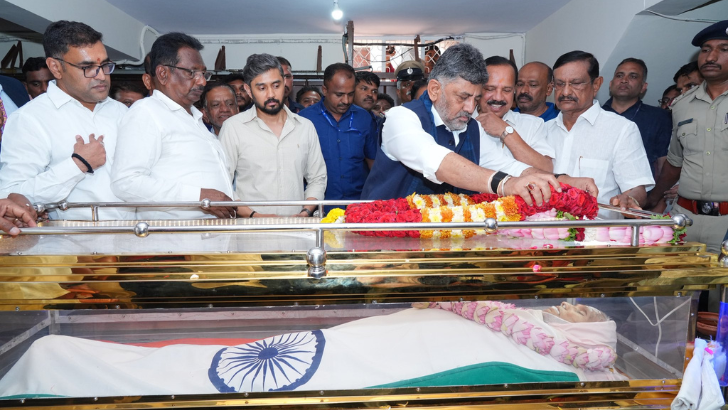https://www.salarnews.in/public/uploads/images/newsimages/maannewsimage14072026_190726_Gowda.png