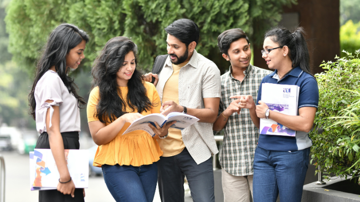 https://www.salarnews.in/public/uploads/images/newsimages/maannewsimage14082025_194601_students.png