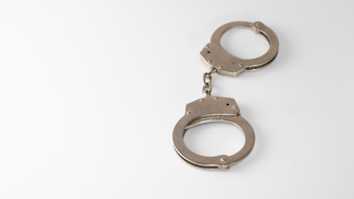 https://www.salarnews.in/public/uploads/images/newsimages/maannewsimage15102025_003602_Arrest.png