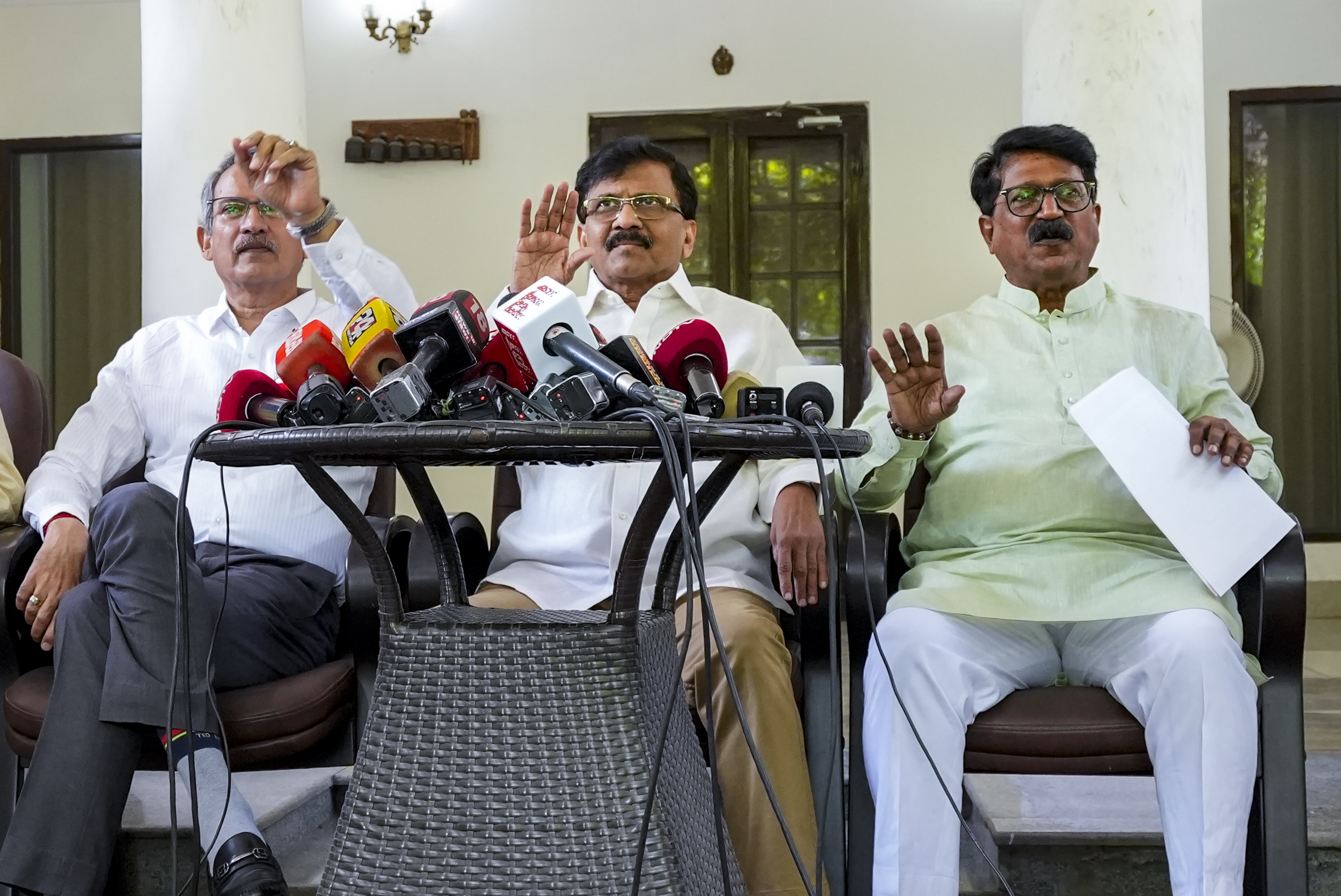 https://www.salarnews.in/public/uploads/images/newsimages/maannewsimage17062026_171436_PTI06_17_2026_000118B.jpg