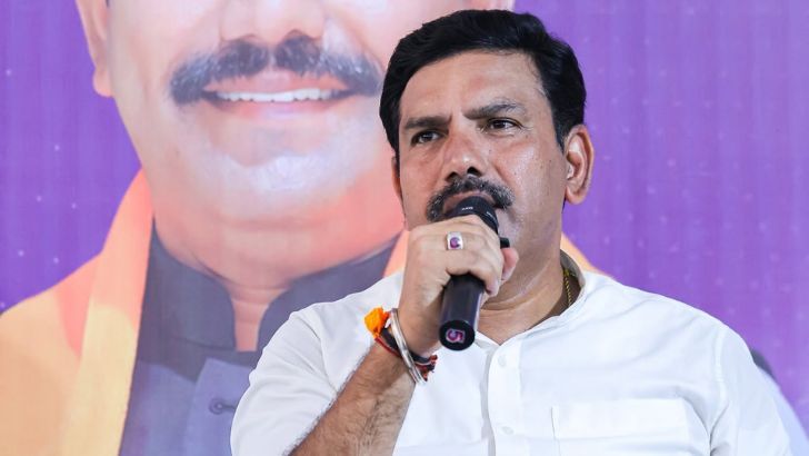 https://www.salarnews.in/public/uploads/images/newsimages/maannewsimage18092026_213415_vijayendra.jpg