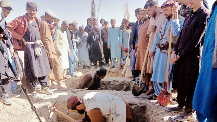 https://www.salarnews.in/public/uploads/images/newsimages/maannewsimage19102025_160745_Ceasefire.png