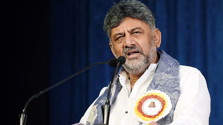 https://www.salarnews.in/public/uploads/images/newsimages/maannewsimage20082026_155758_Shivakumar.jpg