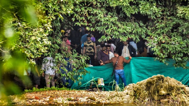 https://www.salarnews.in/public/uploads/images/newsimages/maannewsimage21082025_221356_DHarmasthala.jpg