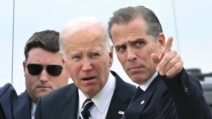 https://www.salarnews.in/public/uploads/images/newsimages/maannewsimage22072025_220609_biden.png
