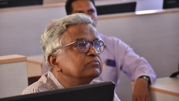 https://www.salarnews.in/public/uploads/images/newsimages/maannewsimage23072025_204536_p.png