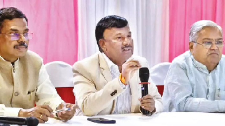 https://www.salarnews.in/public/uploads/images/newsimages/maannewsimage25072025_203542_.png