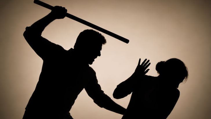 https://www.salarnews.in/public/uploads/images/newsimages/maannewsimage27082026_214520_Assault.jpg