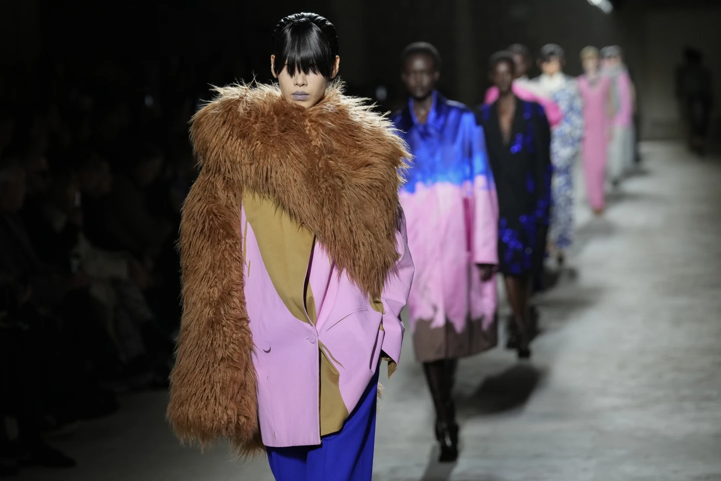 https://www.salarnews.in/public/uploads/images/newsimages/maannewsimage29022024_025023_paris-fashion_week5.webp