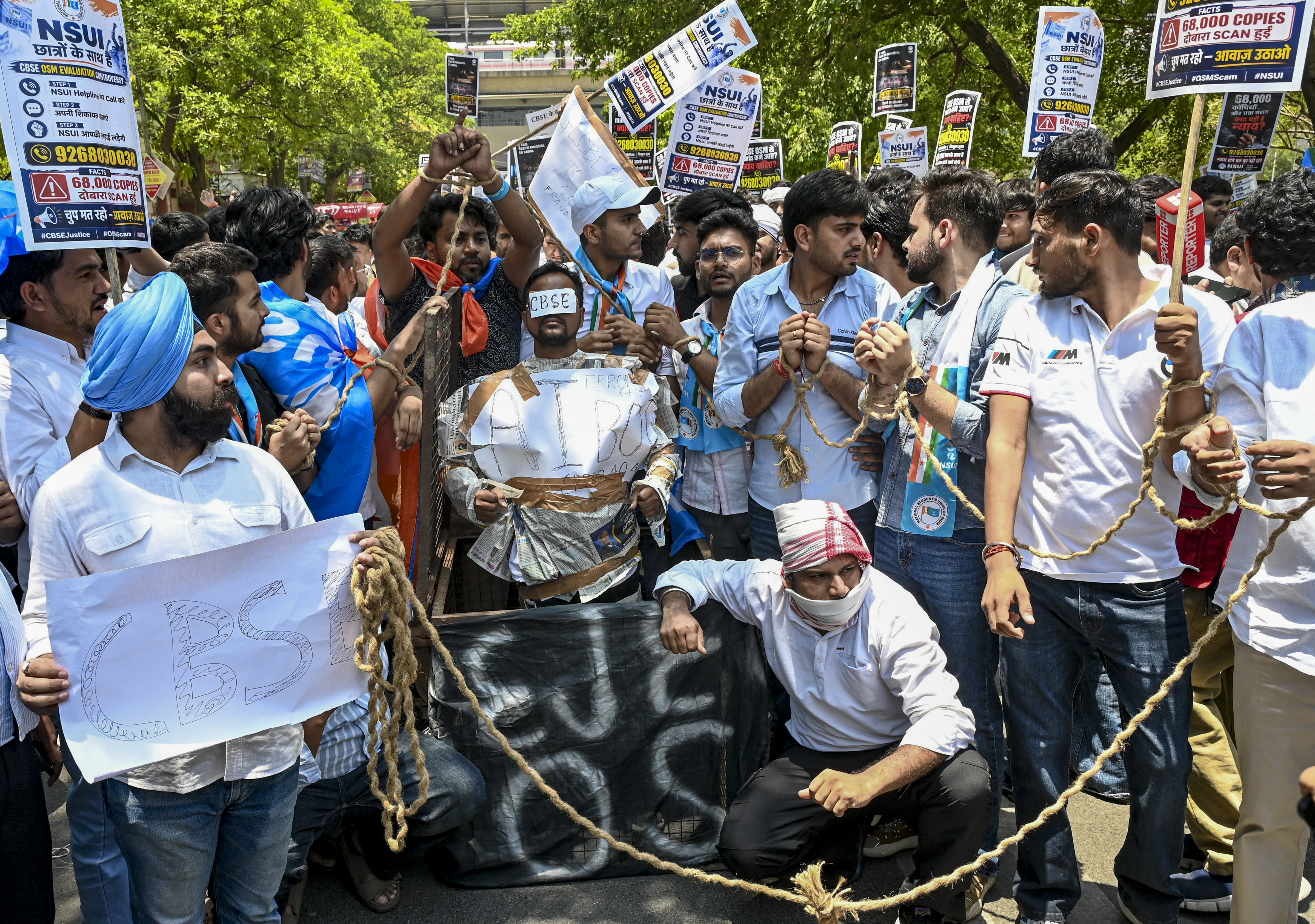 https://www.salarnews.in/public/uploads/images/newsimages/maannewsimage30052026_173337_PTI05_30_2026_000105B.jpg