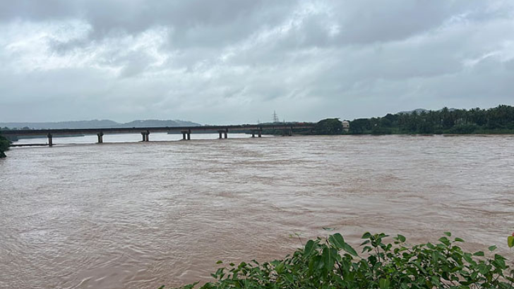 https://www.salarnews.in/public/uploads/images/newsimages/maannewsimage31052025_223300_grtewq.png